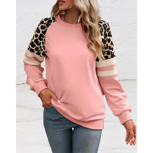 Ainsley | Women’s Oversized Sweatshirt | Leopard Pattern